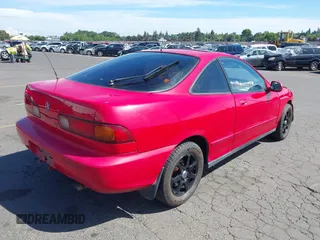 1996 Acura Integra LS z VIN JH4DC4459TS021927, wystawiony jako IAAI lot #42224223 z przebiegiem 63 659 mil mil oraz . Historia ofert i sprzedaży dostępna na DreamBid. Obrazek 4.