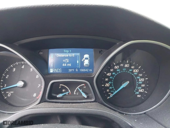 2012 Ford Focus SE with VIN 1FAHP3F22CL297614, listed as a IAAI auction lot 41800486 with 186,642 mi miles. Bid and sale history available at carsss.com. Image 7.