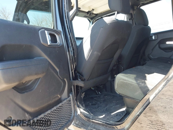 2022 Jeep Gladiator Texas Trail with VIN 1C6HJTAG2NL120506, listed as a IAAI auction lot 42048215 with 65,048 mi miles. Bid and sale history available at carsss.com. Image 8.