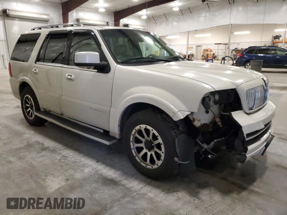 2006 Lincoln Navigator Luxury with VIN 5LMFU28586LJ18307, listed as a Copart auction lot 80278524 with 194,693 mi miles and Salvage Title. Bid and sale history available at carsss.com. Image 4.