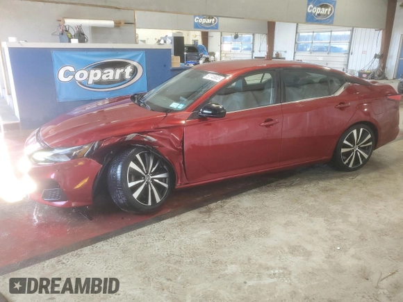 2019 Nissan Altima 2.5 SR with VIN 1N4BL4CV1KC170194, listed as a Copart auction lot 50748685 with 47,727 mi miles and Salvage Title. Bid and sale history available at carsss.com. Image 1.