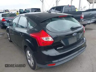 2014 Ford Focus SE with VIN 1FADP3K28EL375367, listed as a IAAI auction lot 42116798 with 129,380 mi miles. Bid and sale history available at carsss.com. Image 3.