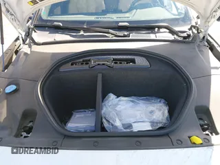 2022 Polestar 2 z VIN LPSED3KA8NL079546, wystawiony jako IAAI lot #41743211 z przebiegiem 26 509 mil mil oraz . Historia ofert i sprzedaży dostępna na DreamBid. Obrazek 10.
