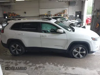 2019 Jeep Cherokee Limited z VIN 1C4PJMDX0KD218719, wystawiony jako IAAI lot #42209168 z przebiegiem 123 182 mil mil oraz . Historia ofert i sprzedaży dostępna na DreamBid. Obrazek 14.
