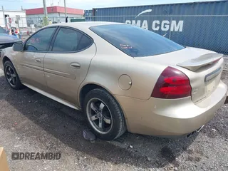 2004 Pontiac Grand Prix GTP with VIN 2G2WR524941282246, listed as a IAAI auction lot 42068954 with 292,925 mi miles. Bid and sale history available at carsss.com. Image 3.