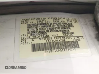 2012 Nissan Versa S z VIN 3N1BC1CP5CK239249, wystawiony jako IAAI lot #42193075 z przebiegiem 138 025 mil mil oraz . Historia ofert i sprzedaży dostępna na DreamBid. Obrazek 9.