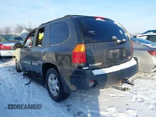 2005 GMC Envoy SLT with VIN 1GKDT13S152259771, listed as a IAAI auction lot 41340239 with 1 mi miles. Bid and sale history available at carsss.com. Image 3.