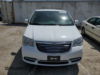 2015 Chrysler Town & Country Touring with VIN 2C4RC1BGXFR645428, listed as a Copart auction lot 50563134 with 113,417 mi miles and Clean Title. Bid and sale history available at carsss.com. Image 5.