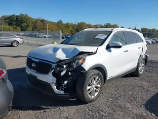 2016 Kia Sorento LX with VIN 5XYPGDA50GG136693, listed as a IAAI auction lot 40649800 with 67,281 mi miles. Bid and sale history available at carsss.com. Image 6.
