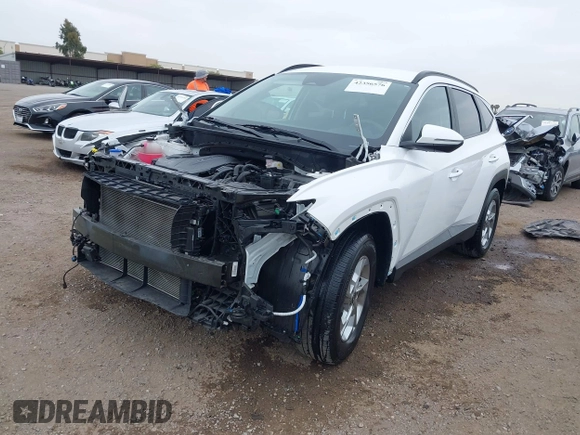 2023 Hyundai Tucson SEL z VIN 5NMJBCAE5PH188678, wystawiony jako IAAI lot #42356576 z przebiegiem 19 387 mil mil oraz . Historia ofert i sprzedaży dostępna na DreamBid. Obrazek 18.