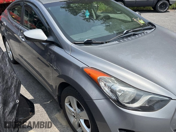 2012 Hyundai Elantra Limited z VIN KMHDH4AE6CU422133, wystawiony jako Copart lot #61023095 z przebiegiem 141 500 mil mil oraz Czysty tytuł • Clean title. Historia ofert i sprzedaży dostępna na DreamBid. Obrazek 1.