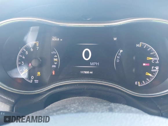 2017 Jeep Grand Cherokee Limited with VIN 1C4RJEBG0HC934116, listed as a IAAI auction lot 41633397 with 117,935 mi miles. Bid and sale history available at carsss.com. Image 7.