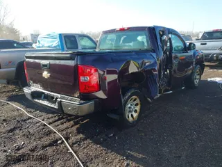 2008 Chevrolet Silverado 1500 Work Truck with VIN 1GCEC19X28Z217379, listed as a IAAI auction lot 41752690 with 325,103 mi miles. Bid and sale history available at carsss.com. Image 4.
