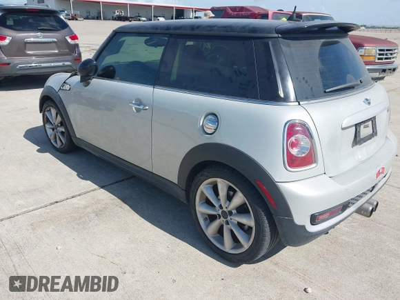 2013 MINI Hardtop S with VIN WMWSV3C54DT476756, listed as a IAAI auction lot 42691529 with 130,877 mi miles and . Bid and sale history available at DreamBid. Image 3.