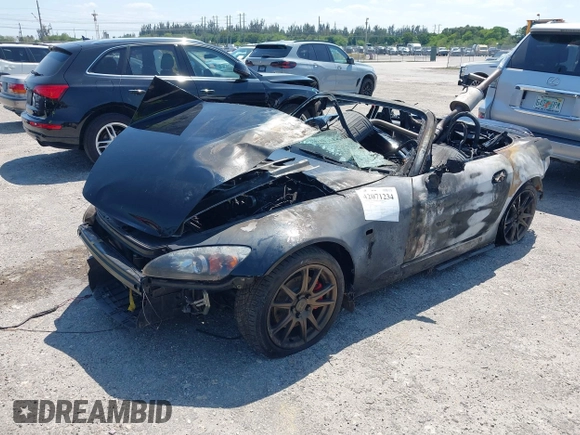 2005 Honda S2000 z VIN JHMAP21405S006517, wystawiony jako IAAI lot #42071234 z przebiegiem Nie podano mil oraz . Historia ofert i sprzedaży dostępna na DreamBid. Obrazek 2.