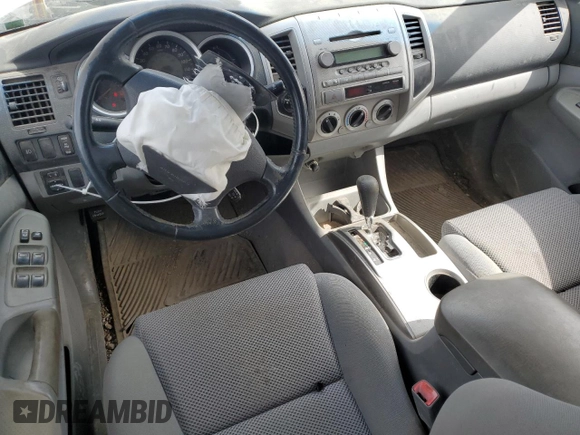 2006 Toyota Tacoma z VIN 5TEMU52N66Z163840, wystawiony jako Copart lot #44407764 z przebiegiem 239 100 mil mil oraz Szkoda całkowita • Salvage title. Historia ofert i sprzedaży dostępna na DreamBid. Obrazek 8.