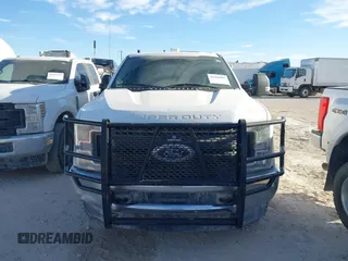 2017 Ford Super Duty F-250 SRW XL with VIN 1FD7W2B63HEE48575, listed as a IAAI auction lot 41666801 with 113,346 mi miles. Bid and sale history available at carsss.com. Image 12.