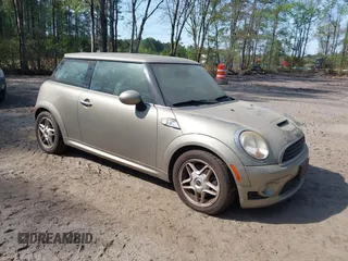 2010 MINI Hardtop S with VIN WMWMF7C58ATX45365, listed as a IAAI auction lot 42035404 with 26,393 mi miles and . Bid and sale history available at DreamBid. Image 1.