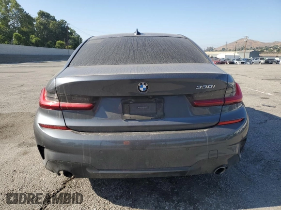 2020 BMW 3 Series 330i z VIN 3MW5R1J00L8B13518, wystawiony jako Copart lot #56289265 z przebiegiem 74 336 mil mil oraz Czysty tytuł • Clean title. Historia ofert i sprzedaży dostępna na DreamBid. Obrazek 6.