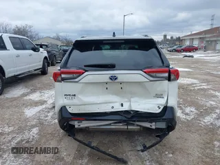 2021 Toyota RAV4 Hybrid XSE with VIN 4T3E6RFVXMU032368, listed as a IAAI auction lot 41358963 with 69,337 mi miles and . Bid and sale history available at DreamBid. Image 16.