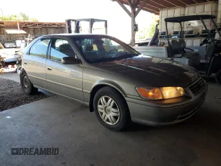 2001 Toyota Camry CE z VIN JT2BG22K610585062, wystawiony jako Copart lot #50842765 z przebiegiem 73 035 mil mil oraz Szkoda całkowita • Salvage title. Historia ofert i sprzedaży dostępna na DreamBid. Obrazek 4.