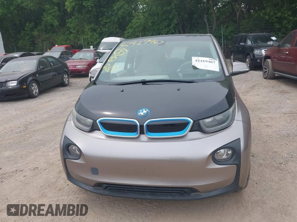 2014 BMW i3 с VIN WBY1Z4C50EV273179, выставлен на аукционе IAAI как лот 42419467 с пробегом 84 170 миль миль и . История ставок и продаж доступна на DreamBid. Изображение 6.