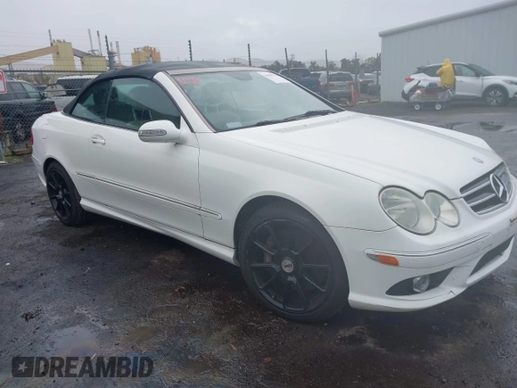 2006 Mercedes-Benz CLK-Class 5.0L with VIN WDBTK75G36T066621, listed as a IAAI auction lot 41009612 with 135,931 mi miles. Bid and sale history available at carsss.com. Image 1.