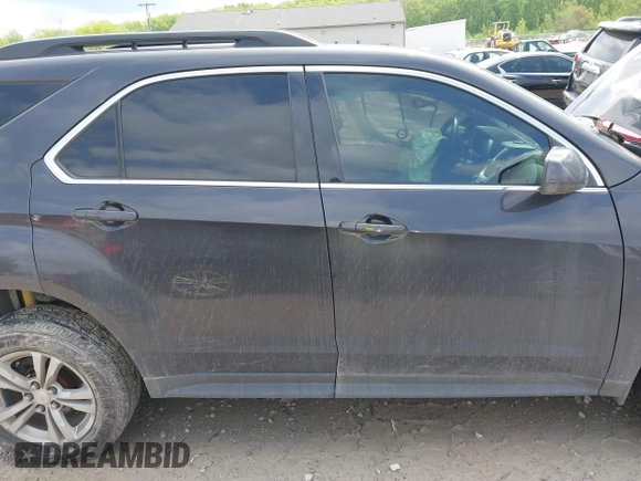 2015 Chevrolet Equinox LT z VIN 1GNFLFEK4FZ135685, wystawiony jako IAAI lot #42177710 z przebiegiem 95 214 mil mil oraz . Historia ofert i sprzedaży dostępna na DreamBid. Obrazek 14.