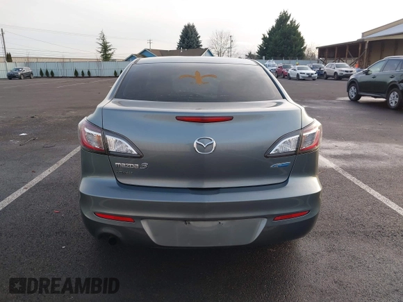 2013 Mazda Mazda3 i Sport with VIN JM1BL1UP2D1749251, listed as a IAAI auction lot 41494065 with 134,037 mi miles. Bid and sale history available at carsss.com. Image 16.