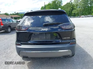 2019 Jeep Cherokee Limited z VIN 1C4PJLDNXKD128289, wystawiony jako IAAI lot #42335271 z przebiegiem 77 523 mil mil oraz . Historia ofert i sprzedaży dostępna na DreamBid. Obrazek 16.
