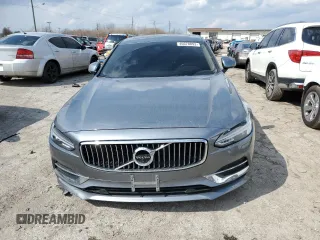 2017 Volvo S90 Inscription with VIN YV1A22ML1H1001821, listed as a Copart auction lot 46078893 with 62,122 mi miles. Bid and sale history available at carsss.com. Image 5.