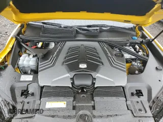 2019 Lamborghini Urus z VIN ZPBUA1ZL0KLA01046, wystawiony jako Copart lot #56668015 z przebiegiem Nie podano mil oraz Szkoda całkowita • Salvage title. Historia ofert i sprzedaży dostępna na DreamBid. Obrazek 12.
