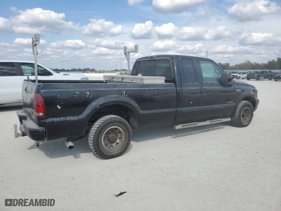 2002 Ford Super Duty F-250 XL with VIN 1FTNX20F62EC68218, listed as a Copart auction lot 43223935 with 457,709 mi miles and Salvage Title. Bid and sale history available at carsss.com. Image 3.
