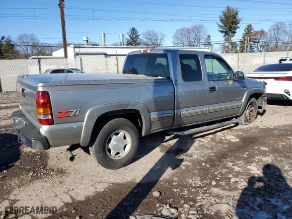 2000 Chevrolet Silverado 1500 LS with VIN 2GCEK19T6Y1178255, listed as a Copart auction lot 87766915 with 155,314 mi miles and Salvage Title. Bid and sale history available at carsss.com. Image 3.
