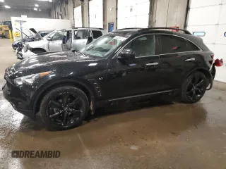 2015 Infiniti QX70 z VIN JN8CS1MW1FM481023, wystawiony jako Copart lot #59229415 z przebiegiem 108 227 mil mil oraz Szkoda całkowita • Salvage title. Historia ofert i sprzedaży dostępna na DreamBid. Obrazek 1.