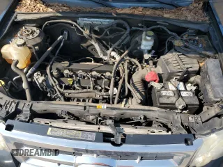 2011 Ford Escape Limited с VIN 1FMCU0E74BKA66030, выставлен на аукционе Copart как лот 62301345 с пробегом Не указан миль и Чистый • Clean title. История ставок и продаж доступна на DreamBid. Изображение 12.