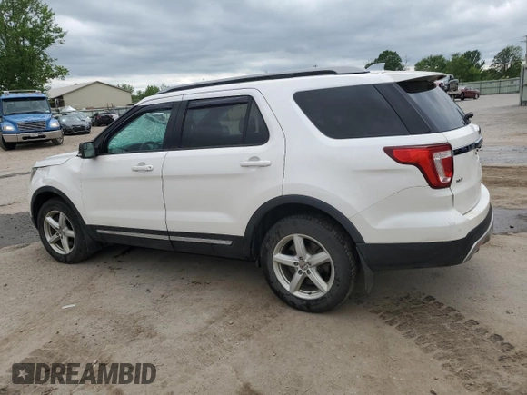 2017 Ford Explorer XLT z VIN 1FM5K8D8XHGC74397, wystawiony jako Copart lot #61139475 z przebiegiem 99 580 mil mil oraz Szkoda całkowita • Salvage title. Historia ofert i sprzedaży dostępna na DreamBid. Obrazek 2.