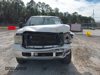 2006 Ford F-250 XL z VIN 1FTSW21P36EA12234, wystawiony jako IAAI lot #41218439 z przebiegiem 366 410 mil mil oraz . Historia ofert i sprzedaży dostępna na DreamBid. Obrazek 12.