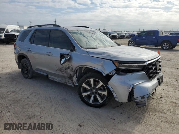 2023 Honda Pilot Touring with VIN 5FNYG2H73PB000923, listed as a Copart auction lot 41459755 with 39,829 mi miles and Salvage title. Bid and sale history available at DreamBid. Image 4.