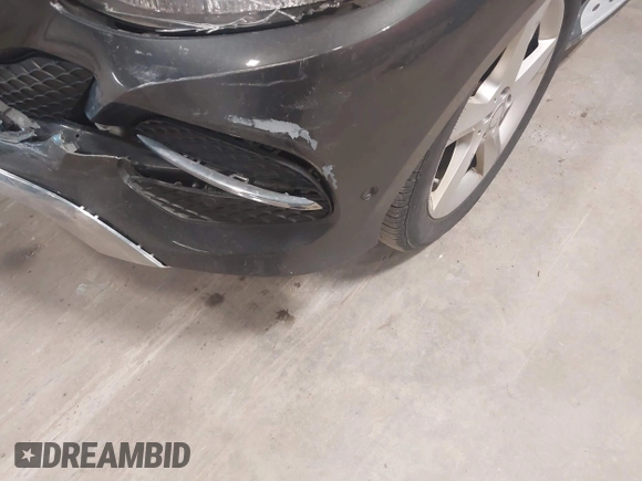 2016 Mercedes-Benz GLE 350 with VIN 4JGDA5HB8GA770397, listed as a IAAI auction lot 42281988 with 132,625 mi miles and . Bid and sale history available at DreamBid. Image 22.