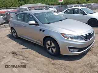 2013 Kia Optima EX z VIN KNAGM4AD4D5043273, wystawiony jako IAAI lot #42305727 z przebiegiem 153 358 mil mil oraz . Historia ofert i sprzedaży dostępna na DreamBid. Obrazek 1.