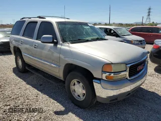 2004 GMC Yukon SLE with VIN 1GKEC13V34R204520, listed as a Copart auction lot 71552534 with 295,316 mi miles and Salvage Title. Bid and sale history available at carsss.com. Image 4.