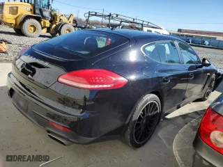 2015 Porsche Panamera 4 with VIN WP0AA2A70FL004548, listed as a Copart auction lot 40897704 with 69,852 mi miles. Bid and sale history available at carsss.com. Image 3.