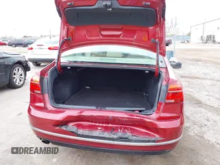 2016 Volkswagen Passat SE с VIN 1VWBT7A3XGC055174, выставлен на аукционе IAAI как лот 42021961 с пробегом 88 165 миль миль и . История ставок и продаж доступна на DreamBid. Изображение 6.