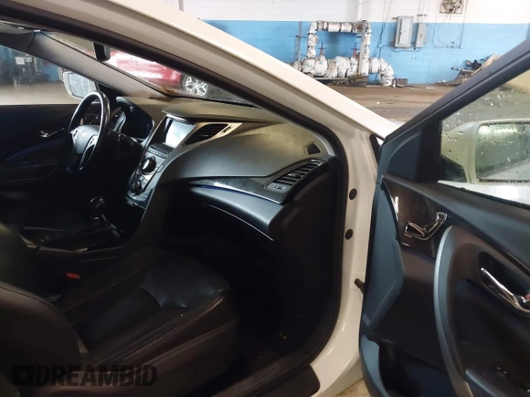 2012 Hyundai Azera с VIN KMHFH4JG5CA161881, выставлен на аукционе IAAI как лот 42250593 с пробегом 130 870 миль миль и . История ставок и продаж доступна на DreamBid. Изображение 5.