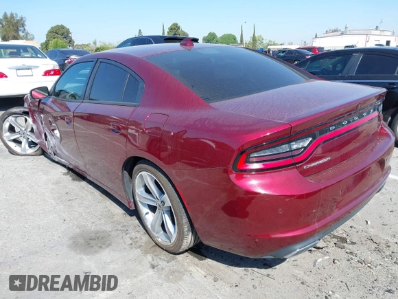 2018 Dodge Charger SXT Plus with VIN 2C3CDXHG2JH247372, listed as a IAAI auction lot 41988312 with 33,204 mi miles and . Bid and sale history available at carsss.com. Image 3.