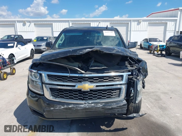 2019 Chevrolet Tahoe LT z VIN 1GNSKBKC1KR200476, wystawiony jako IAAI lot #41897702 z przebiegiem 136 432 mil mil oraz . Historia ofert i sprzedaży dostępna na DreamBid. Obrazek 12.