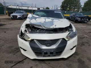 2017 Nissan Maxima Platinum with VIN 1N4AA6AP6HC367629, listed as a Copart auction lot 58747285 with 136,672 mi miles and Salvage title. Bid and sale history available at DreamBid. Image 5.