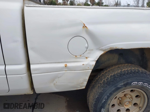 2001 Dodge 1500 with VIN 3B7HF13Z01M555854, listed as a IAAI auction lot 41555752 with 164,111 mi miles and . Bid and sale history available at DreamBid. Image 6.