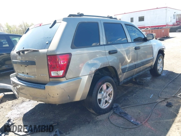 2005 Jeep Grand Cherokee Laredo with VIN 1J4GS48K85C600514, listed as a IAAI auction lot 42038098 with 274,938 mi miles and . Bid and sale history available at DreamBid. Image 4.